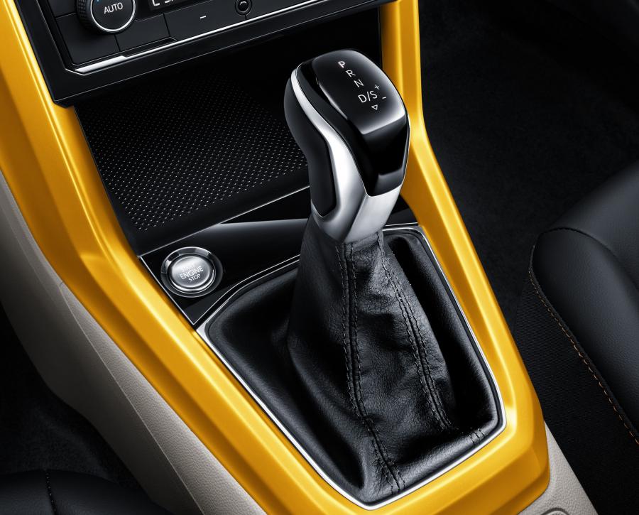Детали интерьера Volkswagen T-Cross 280 TSI 2019 года  (CN) (фото 30 из 38)